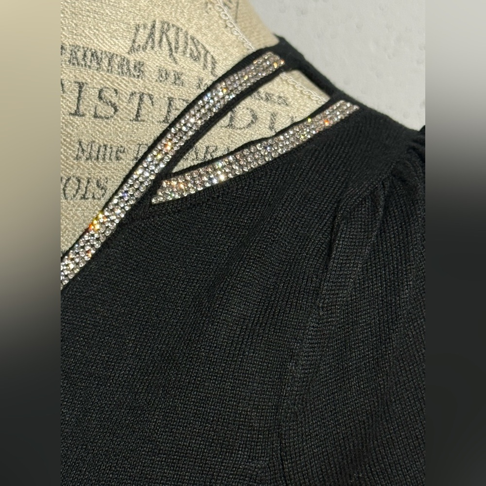 Scarlett Black Top with Subtle Silver Threads - Picture 5 of 8